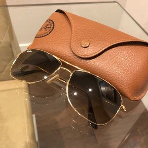 BRAND NEW Gold Ray-Bans with Brown Gradient Lenses